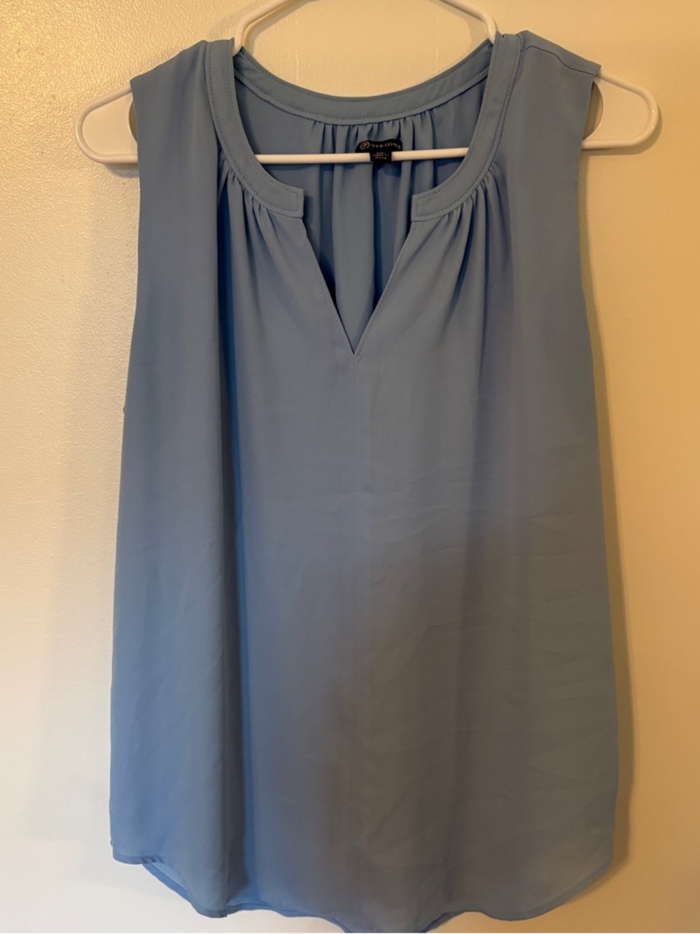 Light Blue Versona Tank with Clasp at Top